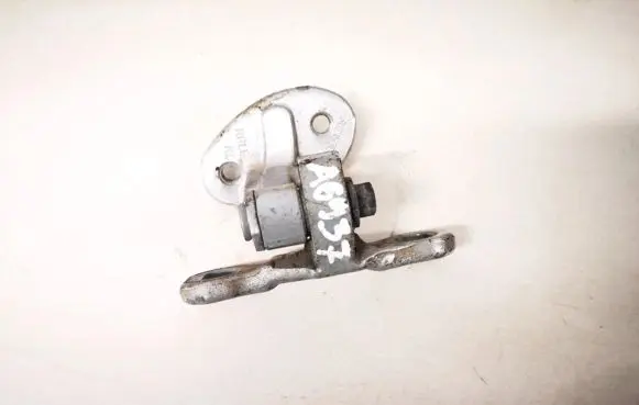 Volvo V50 Rear door lower hinge 30715360