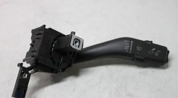 Skoda Octavia Mk2 (1Z) Wiper control stalk 1K0953519L