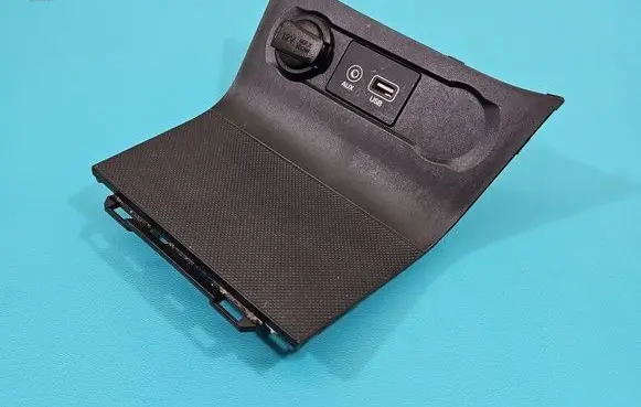 USB socket connector