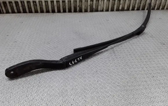 Windshield/front glass wiper blade