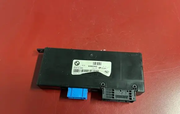 BMW X3 F25 Gateway control module 9360343 61359360343