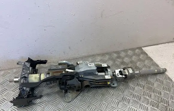 BMW 5 E60 E61 Steering wheel axle 6774623