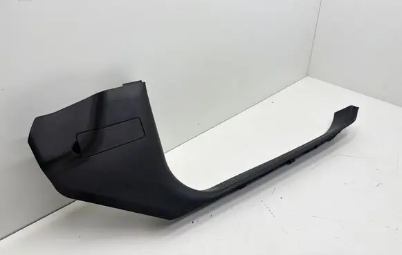 Front sill trim cover