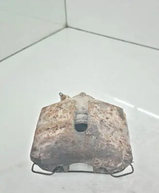 Volkswagen PASSAT B6 Front brake caliper