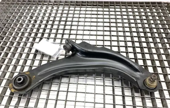 Renault Clio IV Front control arm 