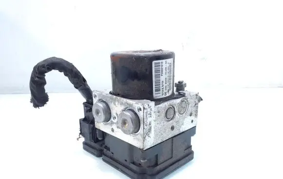 Volvo V70 ABS Pump 30681619 A426C08W194 8G9N2C405AC