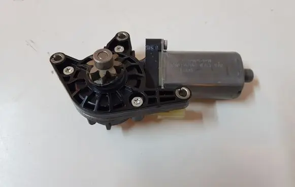 Ford Mustang VI Seat adjustment motor AHC12V0390203043 C01920
