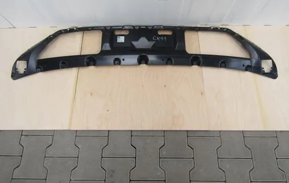 Volkswagen Amarok Front bumper skid plate/under tray 2H6071003