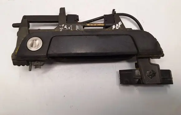 BMW 5 E34 Front door exterior handle 51218148618 51218199750 51218199752