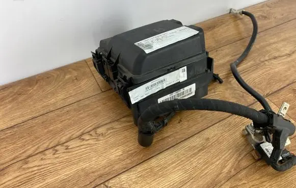 Ford Bronco Fuse box set LX6T-14D068-MAC