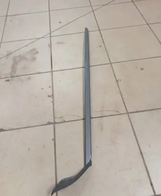 Hyundai Ioniq 5 Windshield trim 