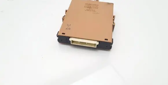 Toyota Prius (XW20) Gateway control module 8911147050 2324005290