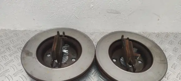 Toyota Yaris Front brake disc