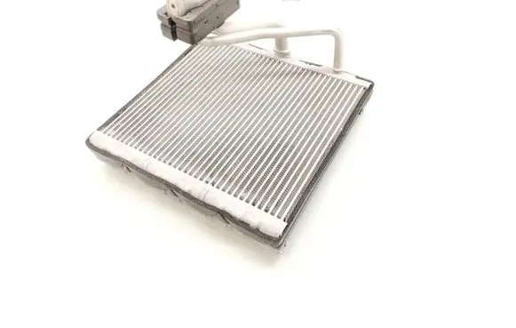 MG HS Heater blower radiator EH014001 EBH15M371 HFC134A