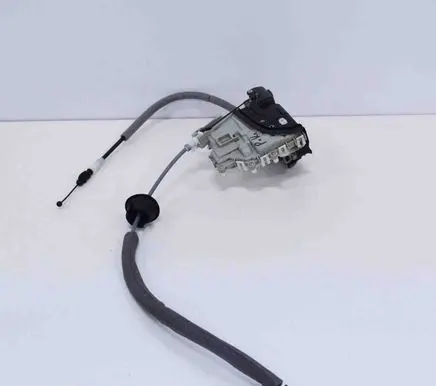 Audi Q7 4M Coupe door lock (next to the handle) 8J2837015E