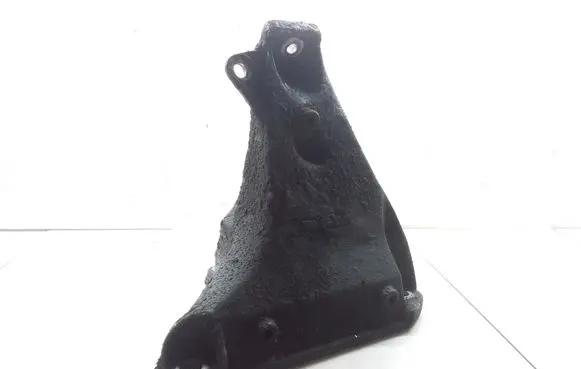 Audi A4 S4 B6 8E 8H Engine mounting bracket 8D0199308N