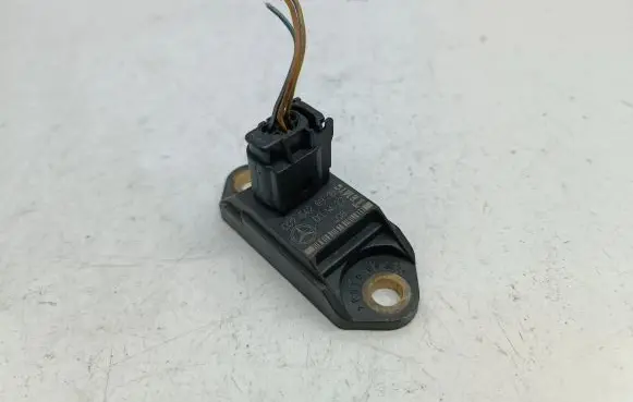 Mercedes-Benz S W220 Airbag deployment crash/impact sensor 0025426918