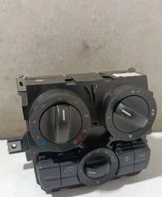 Mercedes-Benz Vito Viano W639 Climate control unit A6399061300 5HB00851220 C9314006