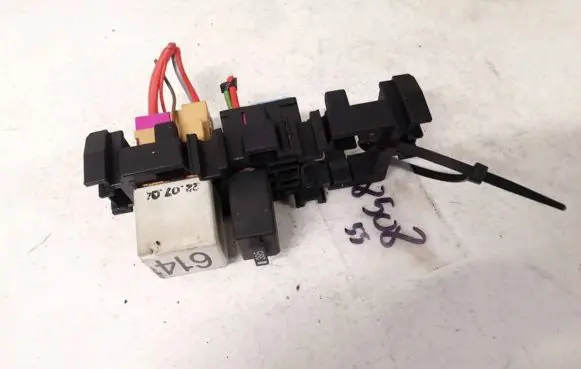 Audi A6 S6 C6 4F Fuse box set 4f1937503a