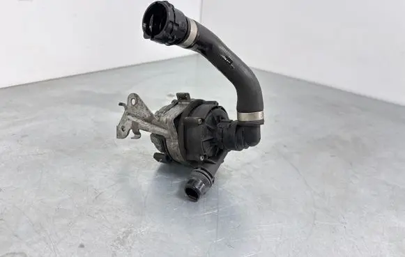 Mercedes-Benz C W205 Electric auxiliary coolant/water pump A0005002686 0392024050 A2055017000