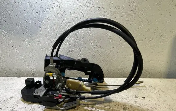 Dodge Challenger Front door lock 68066174AG 761000AE 45763