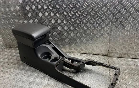 Nissan Pathfinder R50 Center console 684300W000