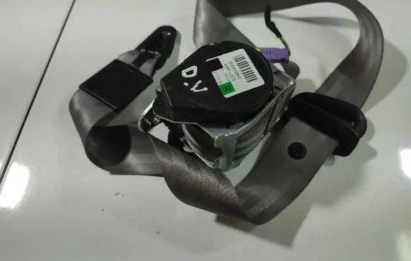 Audi A6 S6 C6 4F Front seatbelt 605404800