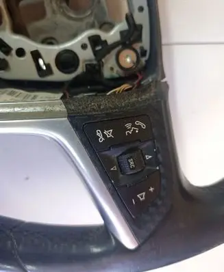 Opel Insignia A Steering wheel buttons/switches 