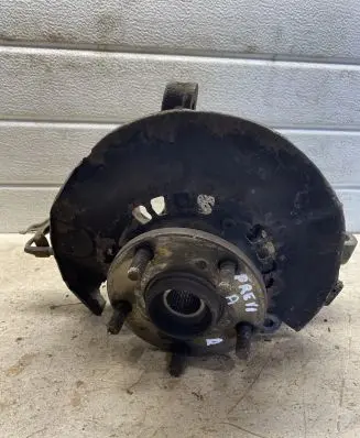 Toyota Previa (XR30, XR40) II Front wheel hub