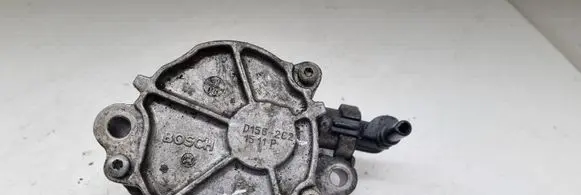 Peugeot 407 Vacuum pump D1562C2