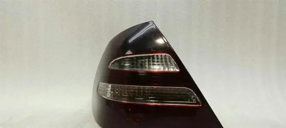 Mercedes-Benz E AMG W211 Rear/tail lights A2118200564