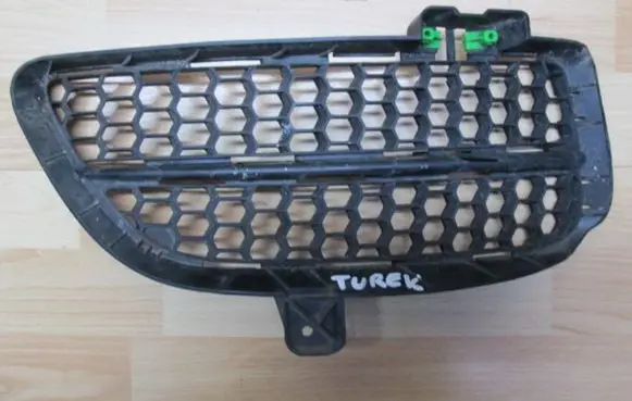 Volkswagen Touareg III Rear/tail light trim molding 