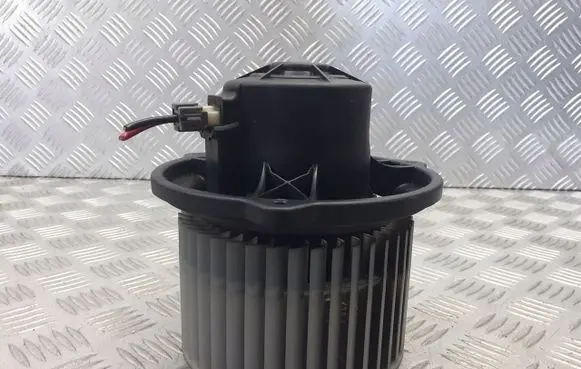 KIA Ceed Front door blower motor F00S33F023