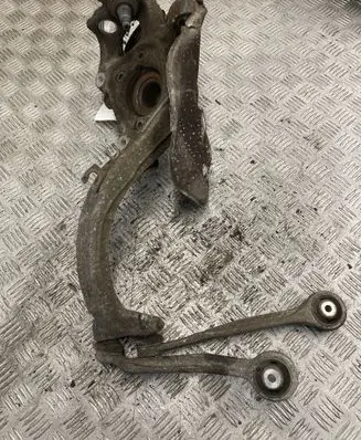 Audi A4 S4 B8 8K Front wheel hub