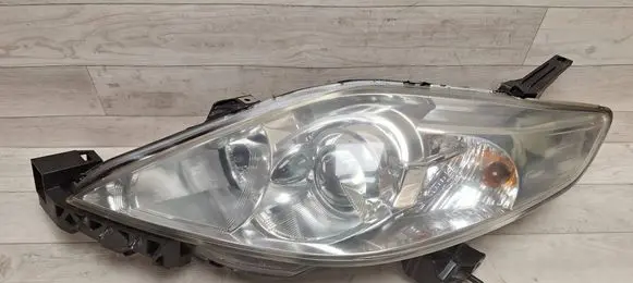 Mazda 5 Headlight/headlamp P4998