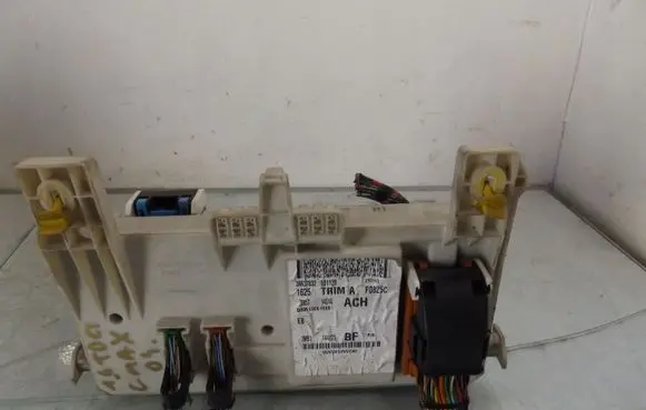 Ford Focus C-MAX Fuse module 3M5T14A073BF
