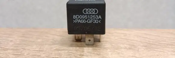 Audi A6 S6 C6 4F Other relay 8D0951253A