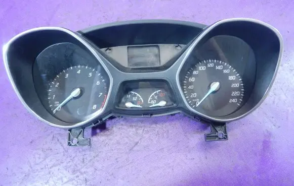 Ford Focus Speedometer (instrument cluster) BM5T-10849-BAD