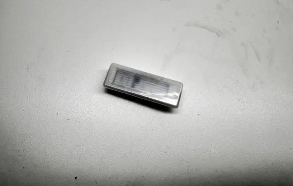 BMW 5 G30 G31 Front seat light 6842287