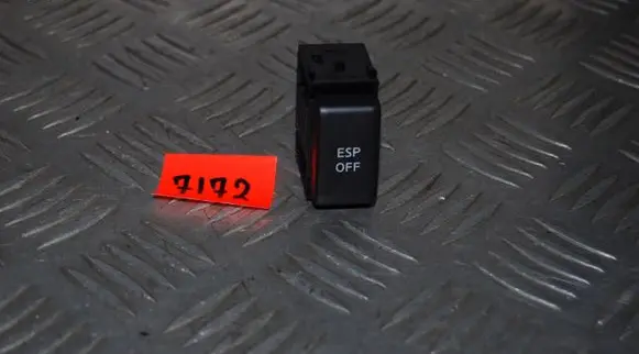 Nissan Qashqai ESP (stability program) switch 