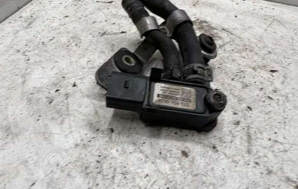 Volkswagen PASSAT B6 Exhaust pressure sensor 076906051A