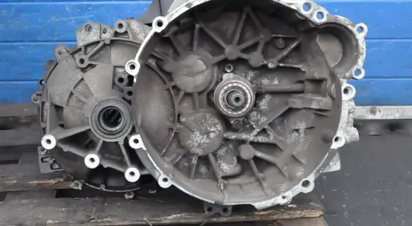 Volvo S40 Manual 6 speed gearbox P9482297