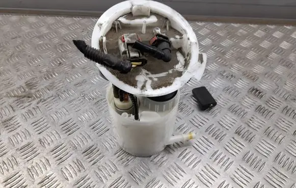 Ford Mustang VI In-tank fuel pump FR3C9H307BD