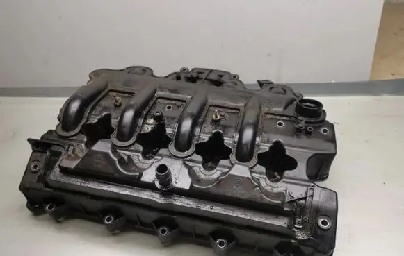 Renault Trafic II (X83) Rocker cam cover 8200714033