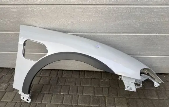 Porsche Taycan 9J1 Front wheel arch liner splash guards 9j1821472
