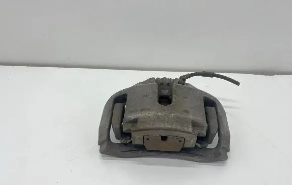 BMW 5 GT F07 Front brake caliper 6036