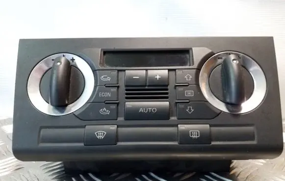 Audi A3 S3 8P Climate control unit 8P0820043D