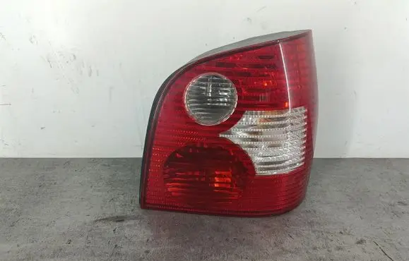 Volkswagen Polo IV 9N3 Rear/tail lights 