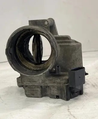 Volkswagen Golf V Throttle valve 96551498