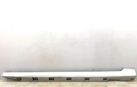 Volkswagen PASSAT B8 Front sill (body part) 3G0853857